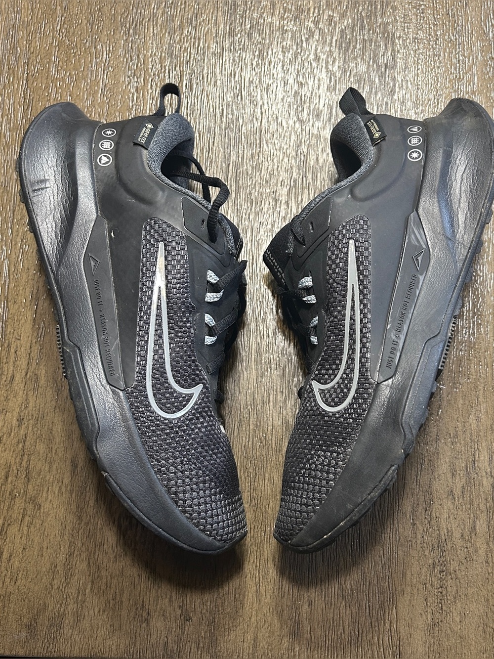 Nike Juniper Trail 2 GORE-TEX Trail Running Shoes Mens Size 8 Black Cool Grey